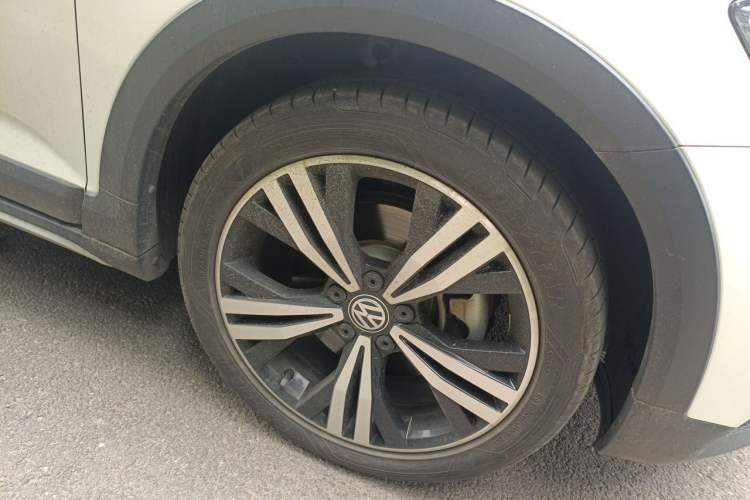 Used Volkswagen Touran 2021 Volkswagen Touran L 280TSI DSG Boundary Edition 7-Seater Exterior 1