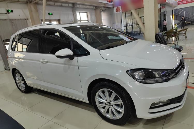 Used Volkswagen Touran 2021 Touran L 280TSI DSG Comfort Edition 7 Seats Exterior 2