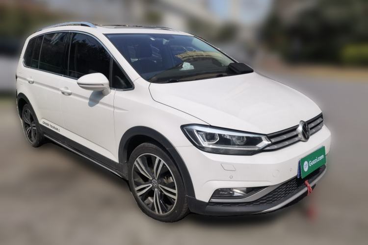 Used Volkswagen Touran 2021 Volkswagen Touran L 280TSI DSG Boundary Edition 7-Seater Exterior 2