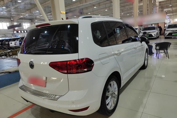 Used Volkswagen Touran 2021 Touran L 280TSI DSG Comfort Edition 7 Seats Exterior 3