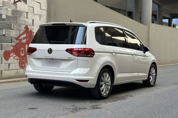 Used Volkswagen Touran 2021 Touran L 280TSI DSG Comfort Edition 7 Seats Exterior 3