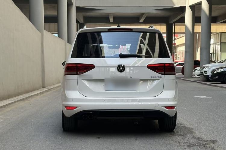 Used Volkswagen Touran 2021 Touran L 280TSI DSG Comfort Edition 7 Seats Exterior 4
