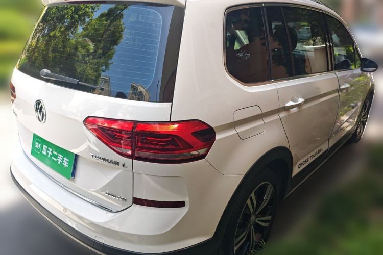 Used Volkswagen Touran 2021 Tiguan L 280TSI DSG Boundary-Pushing Luxury Edition 6 Seats Exterior 5