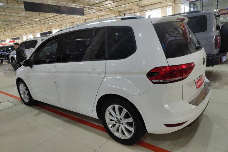 Used Volkswagen Touran 2021 Touran L 280TSI DSG Comfort Edition 7 Seats Exterior 5