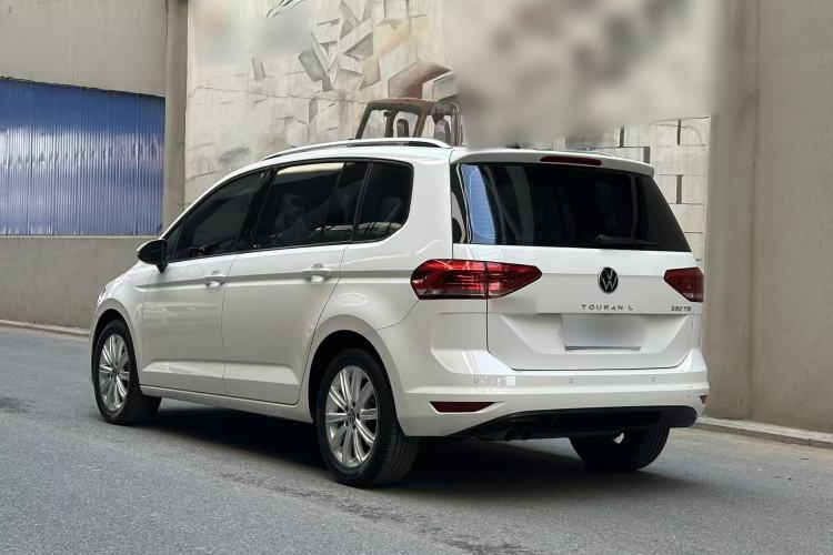 Used Volkswagen Touran 2021 Touran L 280TSI DSG Comfort Edition 7 Seats Exterior 5
