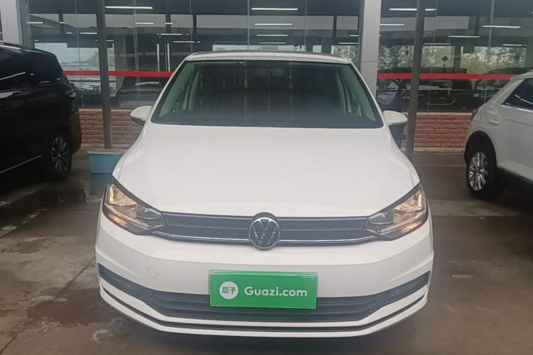 Used Volkswagen Touran 2021 Volkswagen Touran L 280TSI DSG Style Edition 7 Seats Front