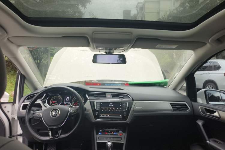 Used Volkswagen Touran 2021 Tiguan L 280TSI DSG Boundary Edition 6-Seater Headliner