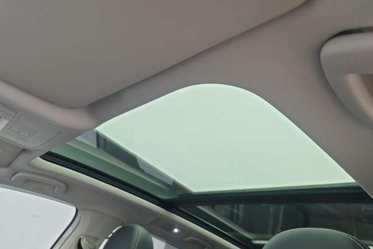 Used Volkswagen Touran 2021 Touran L 280TSI DSG Comfort Edition 7 Seats Headliner