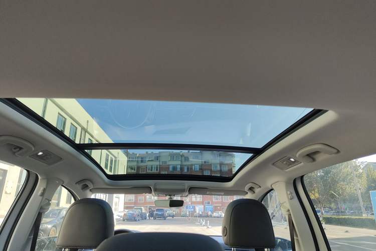 Used Volkswagen Touran 2021 Touran L 280TSI DSG Comfort Edition 7 Seats Headliner