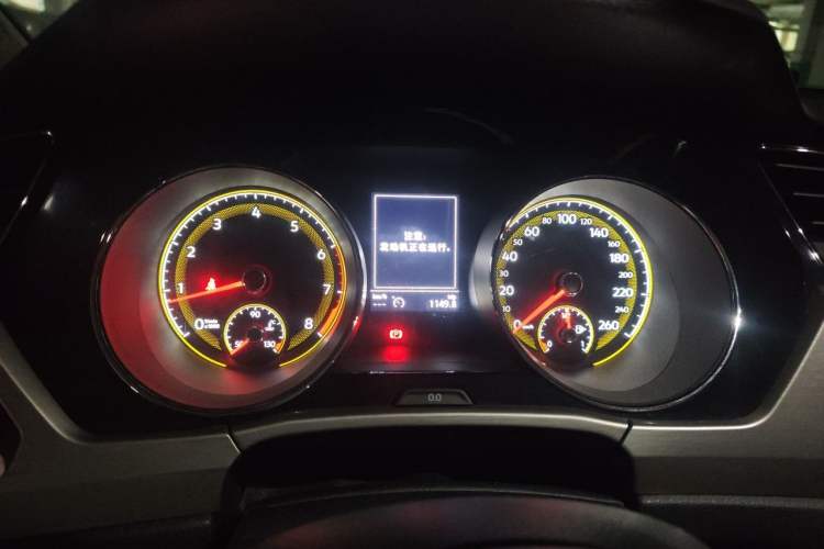 Used Volkswagen Touran 2021 Volkswagen Touran L 280TSI DSG Boundary Edition 7-Seater Instrument Cluster