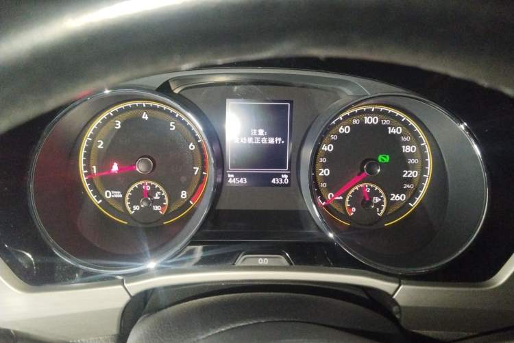 Used Volkswagen Touran 2021 Volkswagen Touran L 280TSI DSG Boundary Edition 7-Seater Instrument Cluster