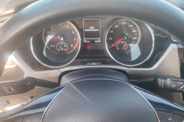 Used Volkswagen Touran 2021 Volkswagen Touran L 280TSI DSG Boundary Edition 7-Seater Instrument Cluster