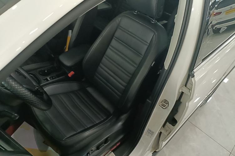 Used Volkswagen Touran 2021 Tiguan L 280TSI DSG Boundary Edition 6-Seater Left Front Seat