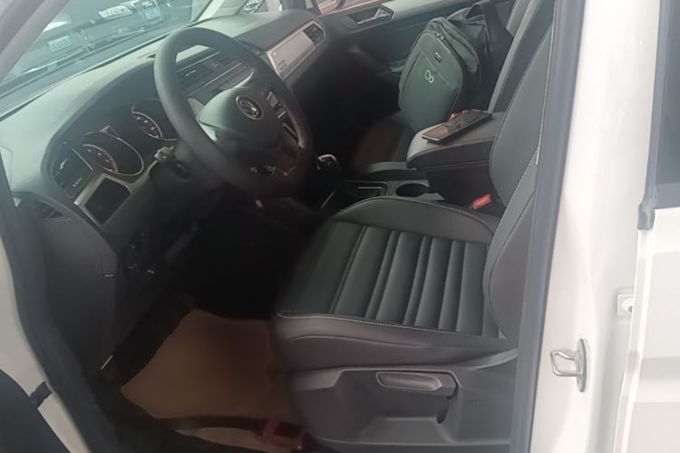 Used Volkswagen Touran 2021 Volkswagen Touran L 280TSI DSG Style Edition 7 Seats Left Front Seat