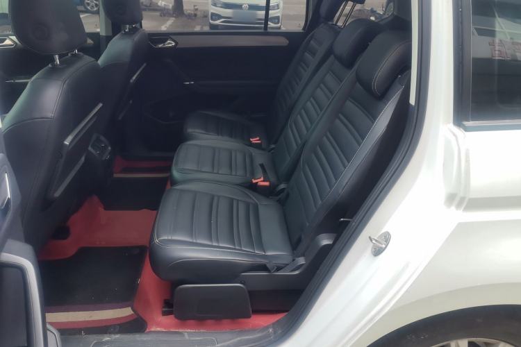 Used Volkswagen Touran 2021 Touran L 280TSI DSG Comfort Edition 7 Seats Left Rear Seat