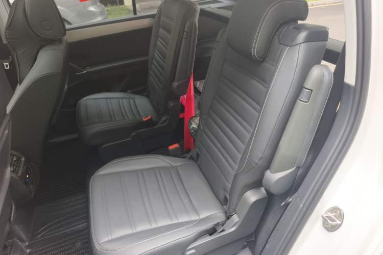 Used Volkswagen Touran 2021 Tiguan L 280TSI DSG Boundary Edition 6-Seater Left Rear Seat