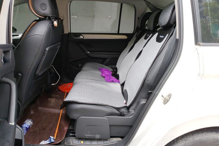 Used Volkswagen Touran 2021 Touran L 280TSI DSG Comfort Edition 7 Seats Left Rear Seat