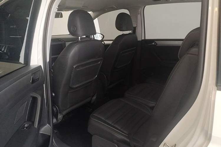 Used Volkswagen Touran 2021 Volkswagen Touran L 280TSI DSG Style Edition 7 Seats Left Rear Seat