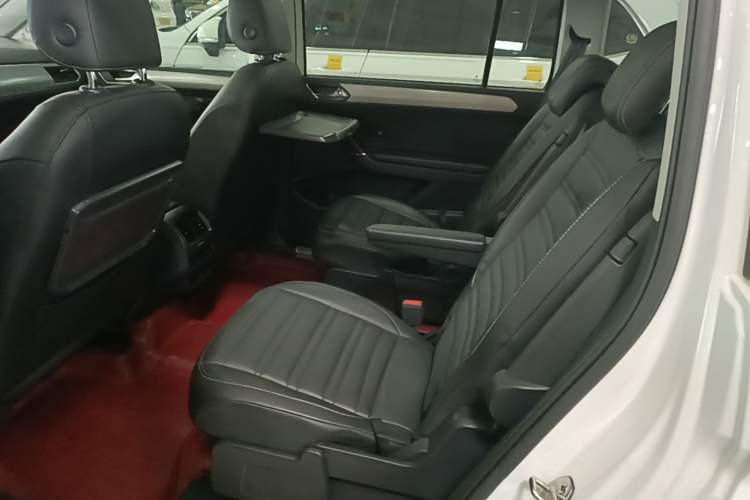 Used Volkswagen Touran 2021 Tiguan L 280TSI DSG Boundary Edition 6-Seater Left Rear Seat