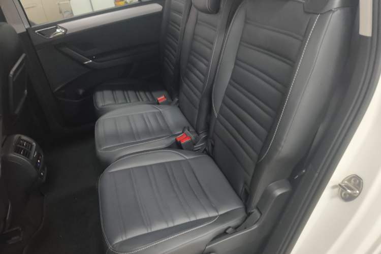 Used Volkswagen Touran 2021 Volkswagen Touran L 280TSI DSG Boundary Edition 7-Seater Left Rear Seat