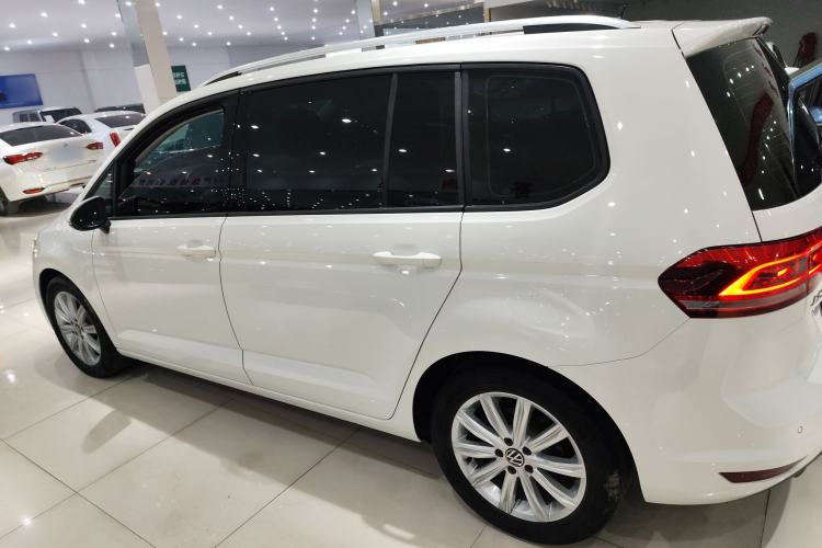 Used Volkswagen Touran 2021 Touran L 280TSI DSG Comfort Edition 7 Seats Left Side