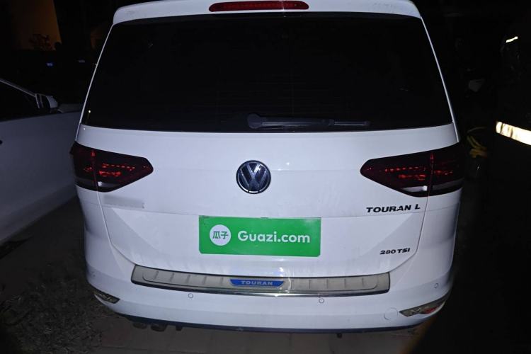 Used Volkswagen Touran 2021 Touran L 280TSI DSG Comfort Edition 7 Seats Rear