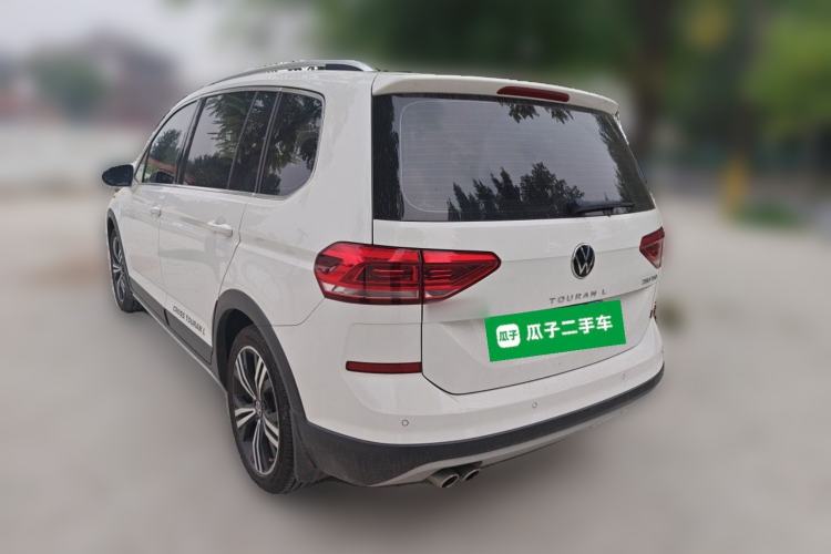 Used Volkswagen Touran 2021 Volkswagen Touran L 280TSI DSG Boundary Edition 7-Seater Rear Left 45 Deg