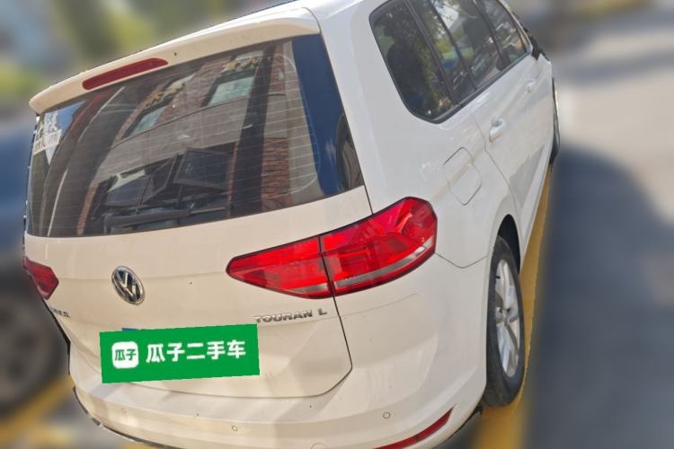 Used Volkswagen Touran 2021 Volkswagen Touran L 280TSI DSG Style Edition 7 Seats Rear