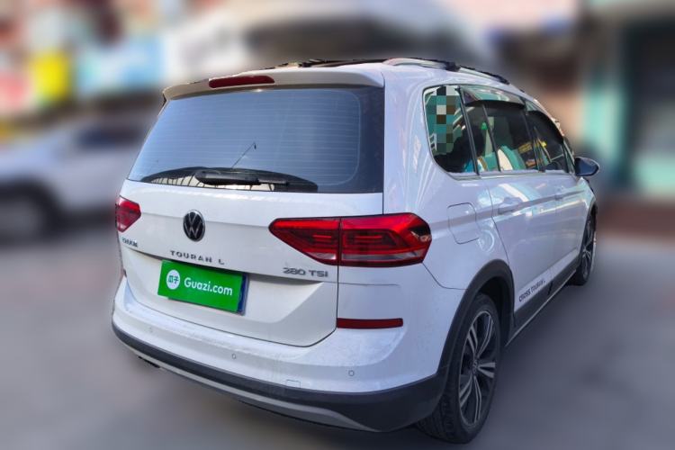 Used Volkswagen Touran 2021 Volkswagen Touran L 280TSI DSG Boundary Edition 7-Seater Rear Right 45 Deg