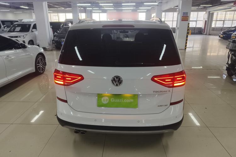 Used Volkswagen Touran 2021 Volkswagen Touran L 280TSI DSG Boundary Edition 7-Seater Rear