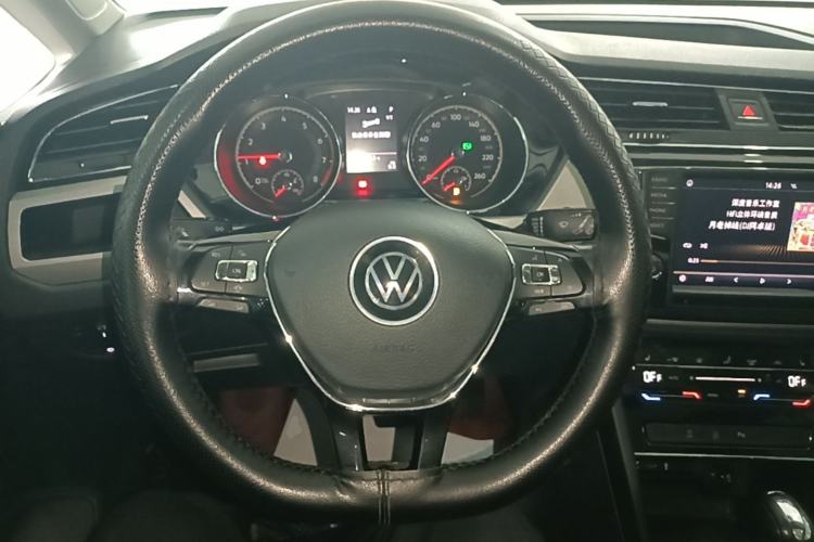 Used Volkswagen Touran 2021 Tiguan L 280TSI DSG Boundary Edition 6-Seater Steering Wheel