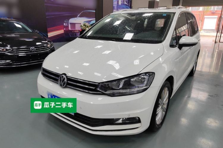 Used Volkswagen Touran 2021 Touran L 280TSI DSG Comfort Edition 7 Seats Guazi used car, China used car export, Used car for sale, Used  cars, Cheapest cars for sale