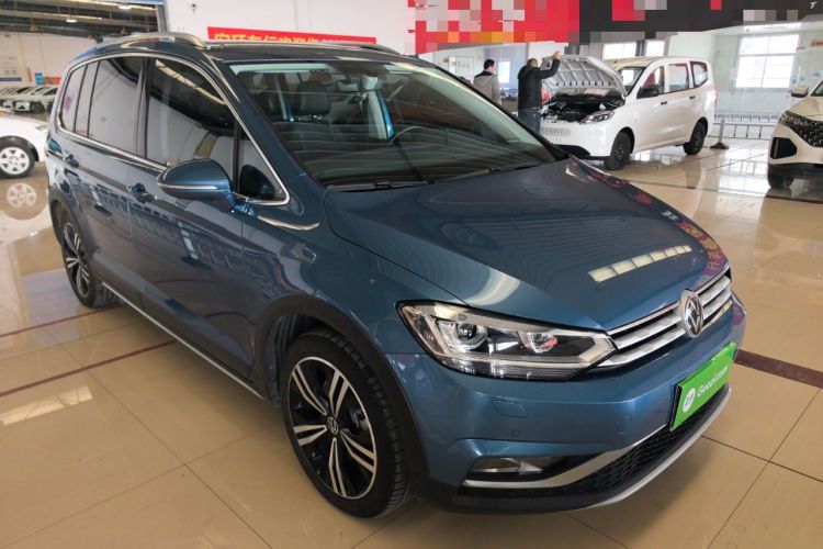 Used Volkswagen Touran 2022 Volkswagen Touran L 280TSI DSG Boundary Edition 7 Seats Exterior 2