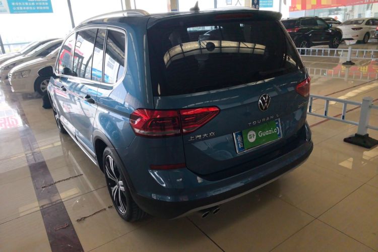 Used Volkswagen Touran 2022 Volkswagen Touran L 280TSI DSG Boundary Edition 7 Seats Exterior 3