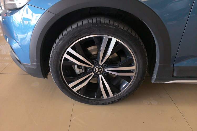 Used Volkswagen Touran 2022 Volkswagen Touran L 280TSI DSG Boundary Edition 7 Seats Exterior 7