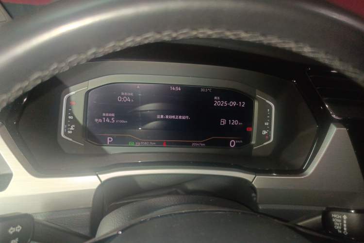 Used Volkswagen Touran 2022 Volkswagen Touran L 280TSI DSG Boundary Edition 7 Seats Instrument Cluster