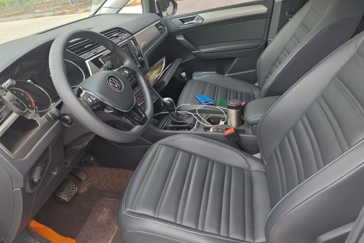 Used Volkswagen Touran 2022 Volkswagen Touran L 280TSI DSG Comfort Edition 7 Seats Left Front Seat