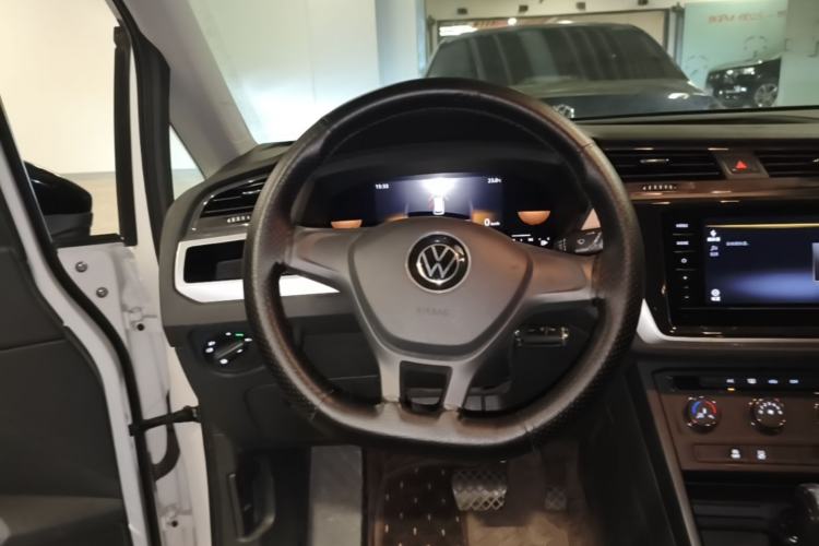 Used Volkswagen Touran  Steering Wheel
