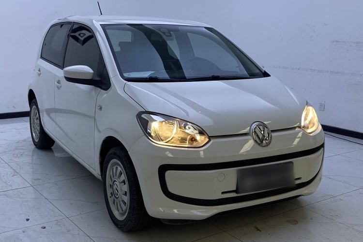 Used Volkswagen up! 2015 1.0L move up! Exterior 2