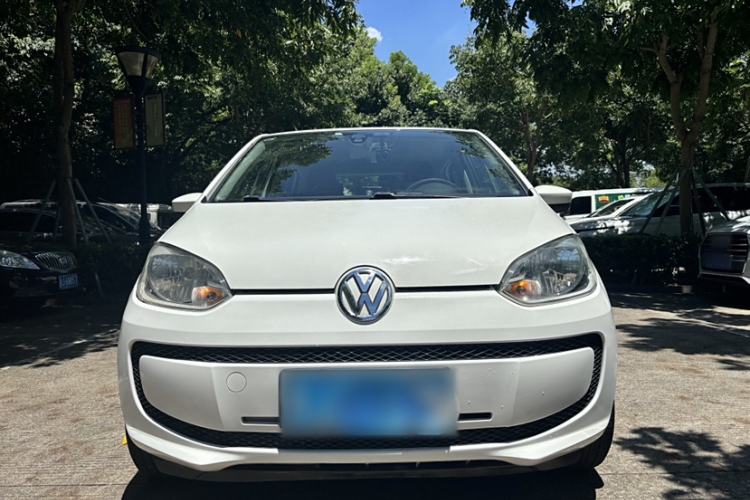 Used Volkswagen up! 2015 1.0L move up! Exterior 8