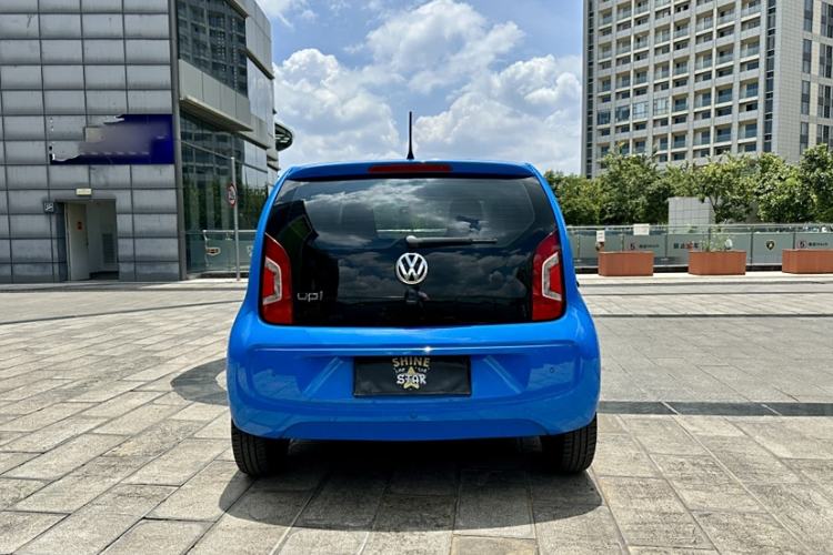 Used Volkswagen up! 2015 1.0L go high! Exterior 2