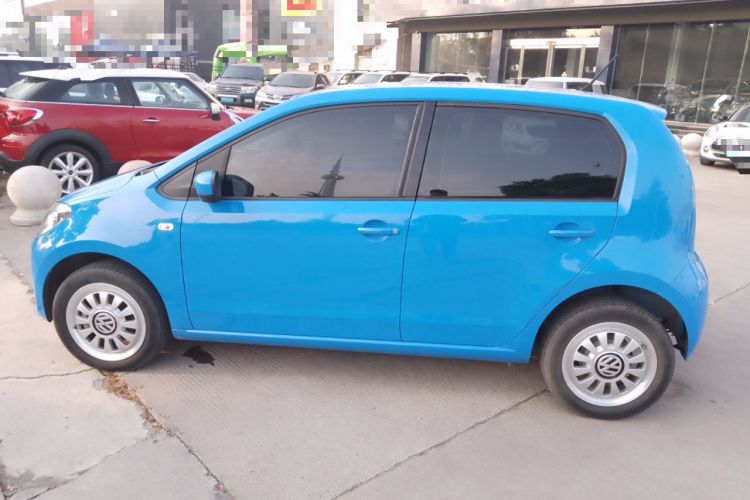 Used Volkswagen up! 2015 1.0L move up! Exterior 3