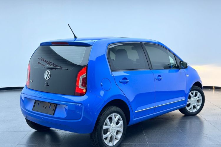 Used Volkswagen up! 2015 1.0L go high! Exterior 6
