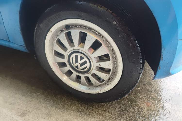 Used Volkswagen up! 2015 1.0L move up! Exterior 7