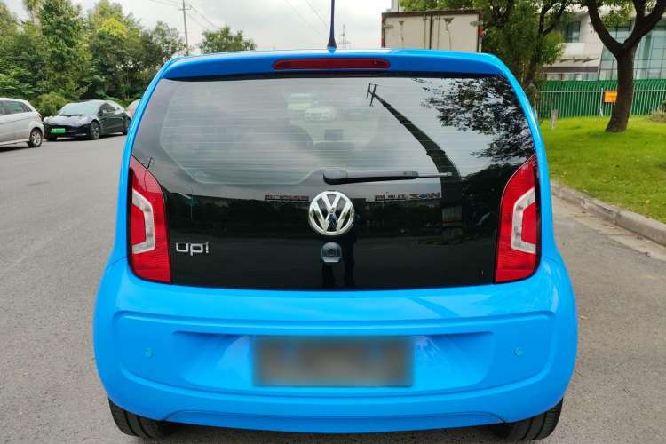 Used Volkswagen up! 2015 1.0L move up! Rear