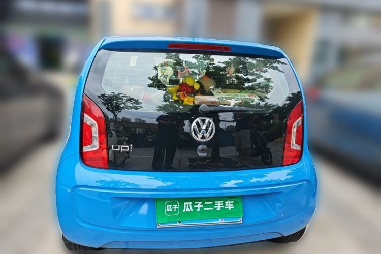 Used Volkswagen up! 2015 1.0L move up! Rear