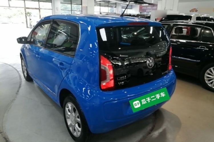 Used Volkswagen up! 2015 1.0L go high! Rear Left 45 Deg