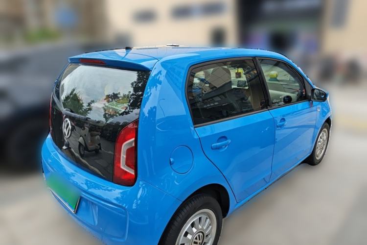Used Volkswagen up! 2015 1.0L move up! Rear Right 45 Deg