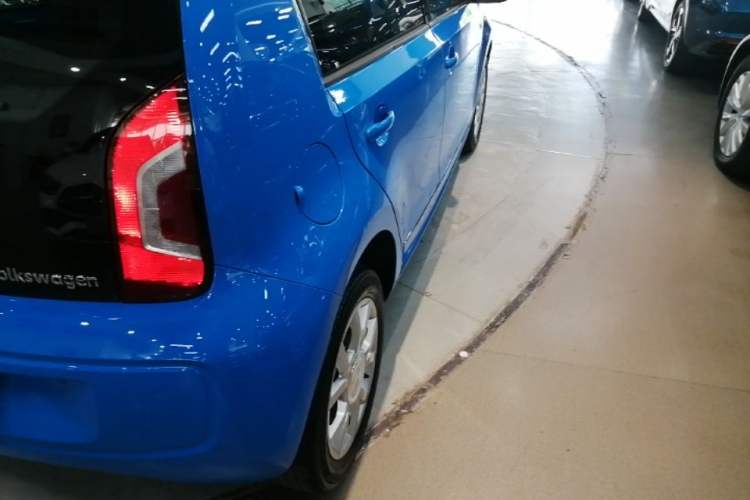Used Volkswagen up! 2015 1.0L go high! Right Rear Taillight