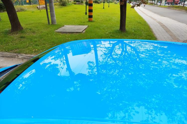 Used Volkswagen up! 2015 1.0L move up! Roof